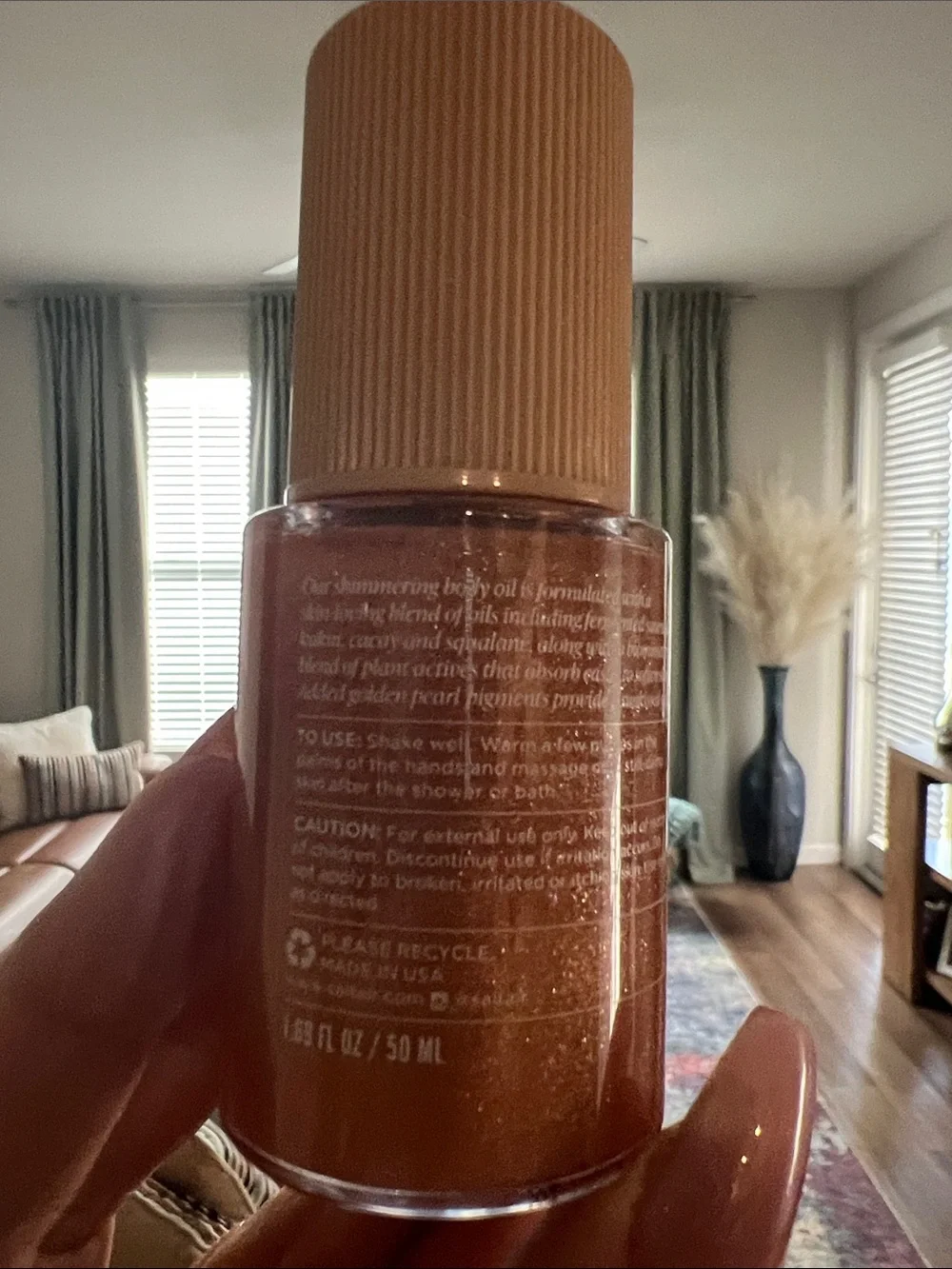 Santal Bloom Shimmering Body Oil — Warm Copper Glow